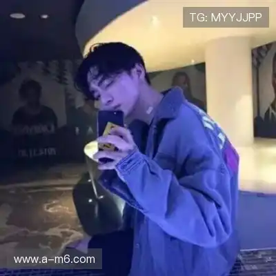裴允盼